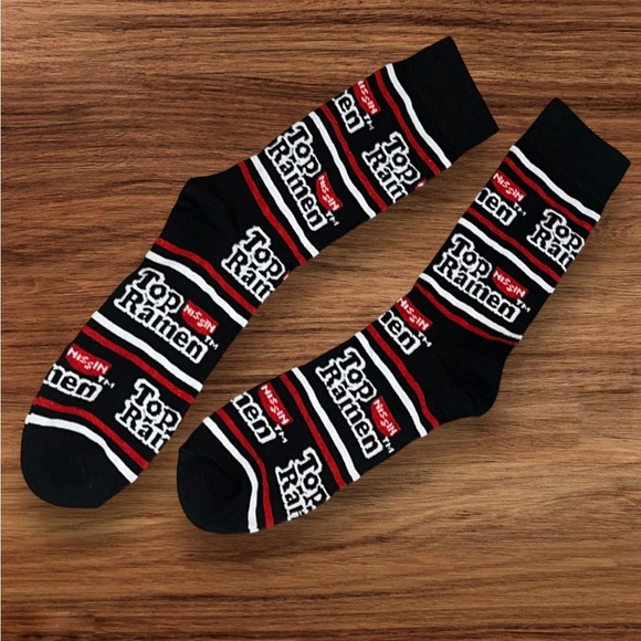 Top Ramen Noodles Soup Novelty Socks NWT - Picture 3 of 9